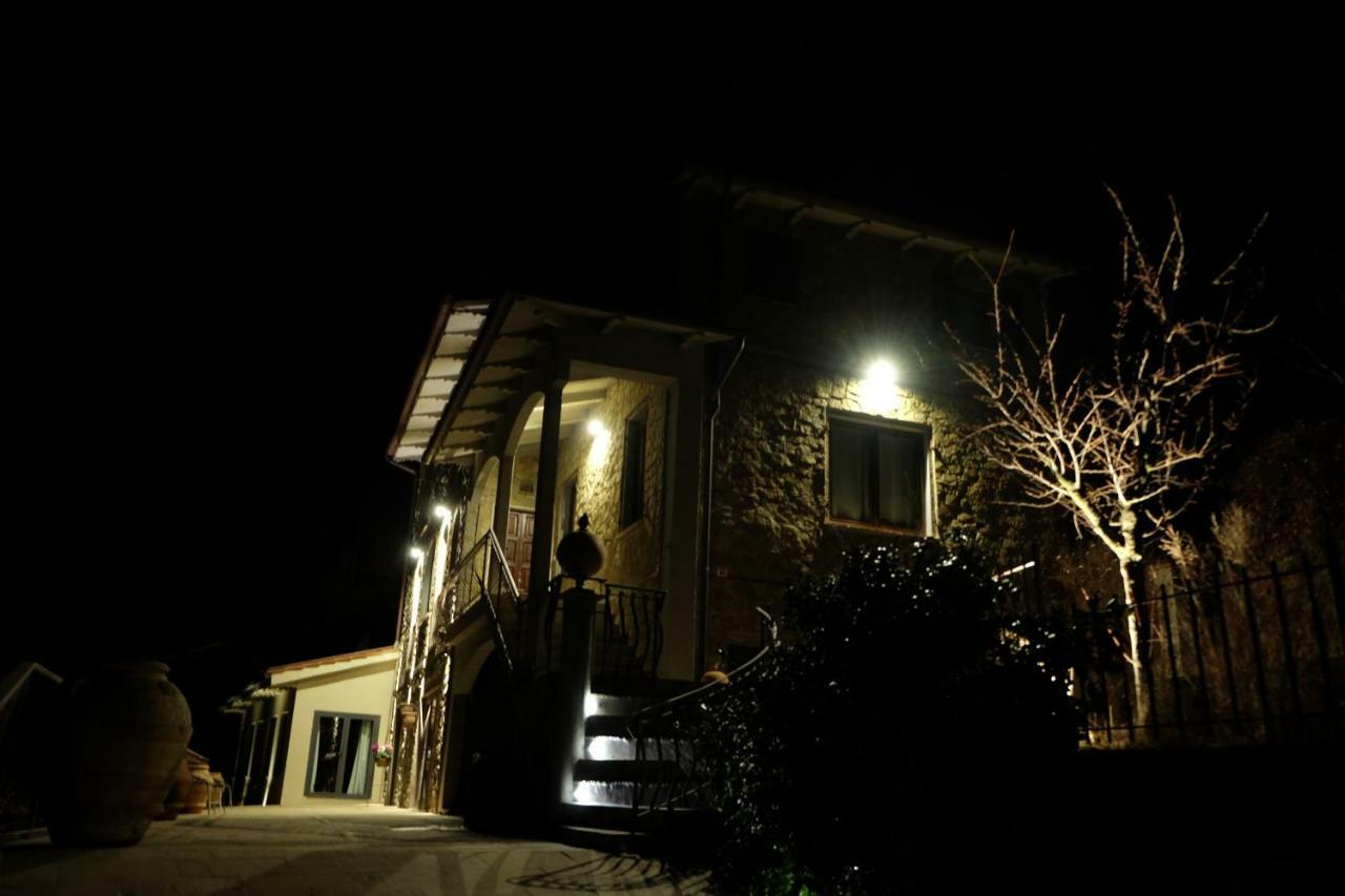 مبيت وإفطار لورو تْشووفينّا A Casa Da Agata المظهر الخارجي الصورة